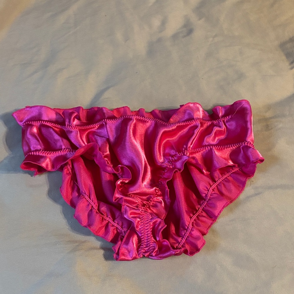 Pink Ruffled Kids Accessory